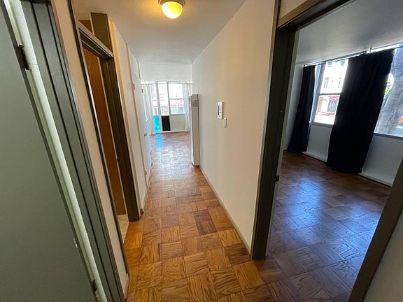 5th image of 1563 Hyde St #1