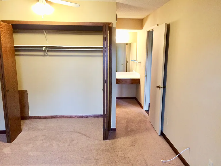 901 11th Ave S #4 — Photo 9