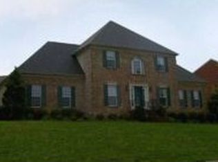 100 Glen Oak Blvd, Hendersonville, TN 37075