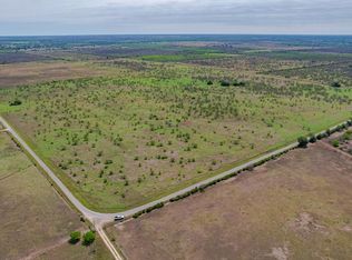 755 Ridgeway Ln, Beeville, TX 78102