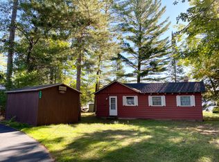 5328 Parkway Dr, Lewiston, MI 49756