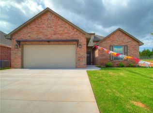 901 NW 190th St, Edmond, OK 73012