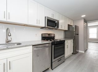 362 6th St #2, Hoboken, NJ 07030