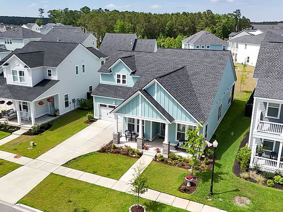 3rd image of 172 Helena Park Dr