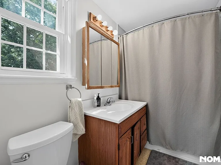 25 Surrey Ln — Photo 25