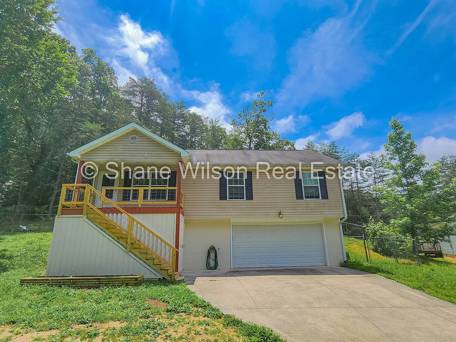 4 bed, 1500 sqft, $1,799 — Photo 2