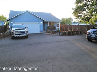 137 SW Wake Robin Ave, Corvallis, OR 97333