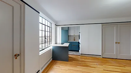 Rented by Bond New York