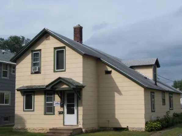 186 E 10th St, Winona, MN 55987