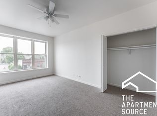 3957 N Irving Park #320, Chicago, IL 60613