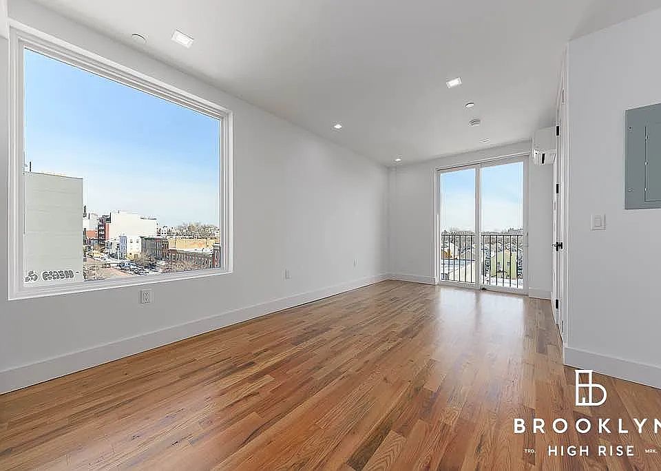 1st image of 1010 Rogers Ave #4E