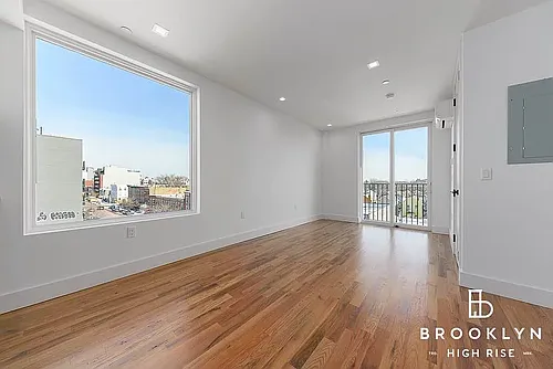 1010 Rogers Ave #4E Photo 1