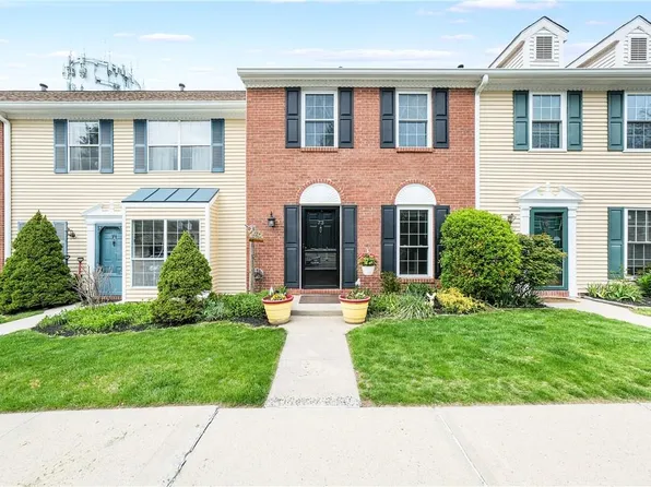 73 Winchester Avenue, Peekskill, NY 10566