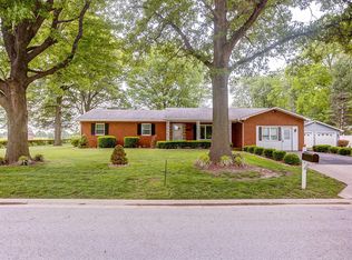 5815 Perrin Rd, Fairview Heights, IL 62208