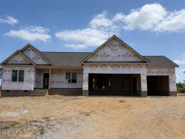 126 Tee Drive, Selma, NC 27576