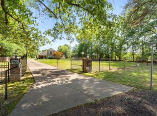 1960 Gun Club Rd, Texarkana, TX 75501