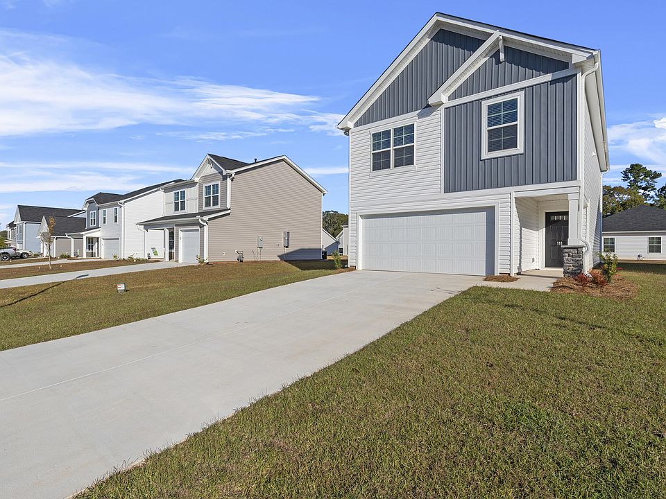 1st image of 2398 Daylilly St