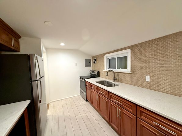 193 Maple Ave FLOOR 2