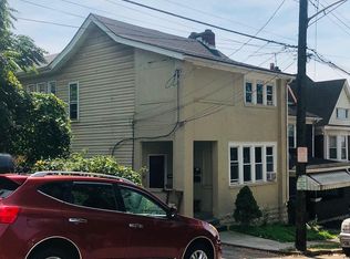 7544 Ellesmere St APT 1, Pittsburgh, PA 15218