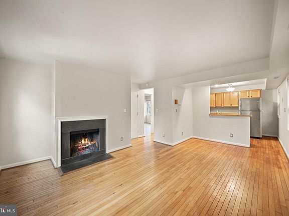5th image of 1311 E Abingdon Dr APT 4
