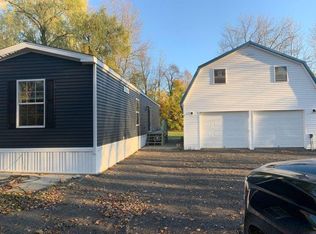 9 Fairview Ave, Newport, ME 04953