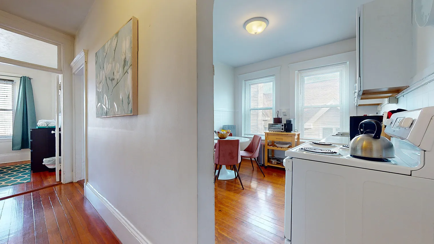 1 bed, 900 sqft, $4,725 — Photo 3