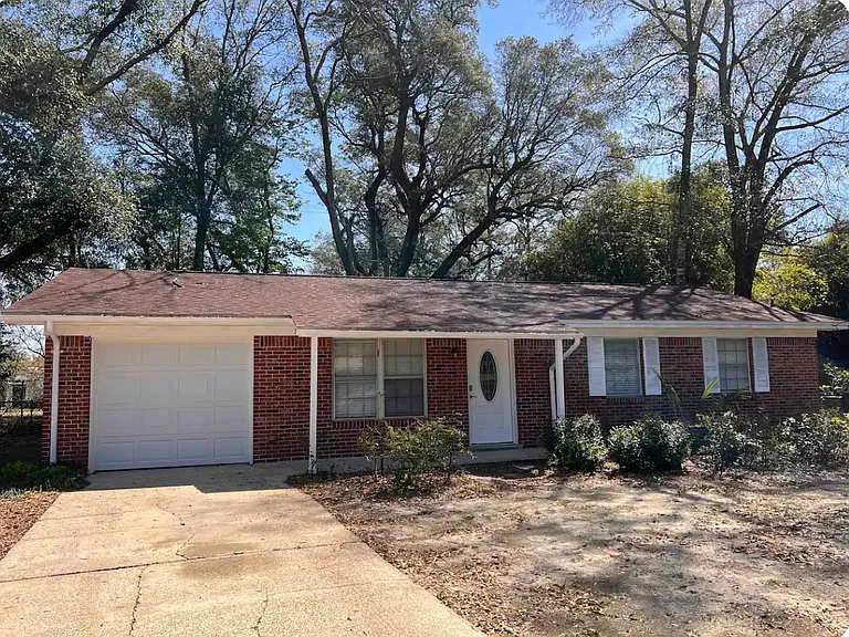 Pine Ridge Ln — Photo 18