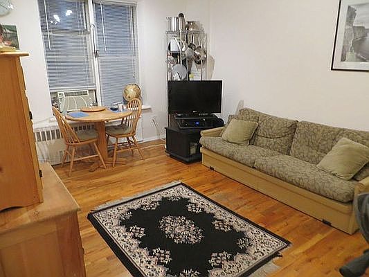3rd image of 446 Central Park W APT 1D