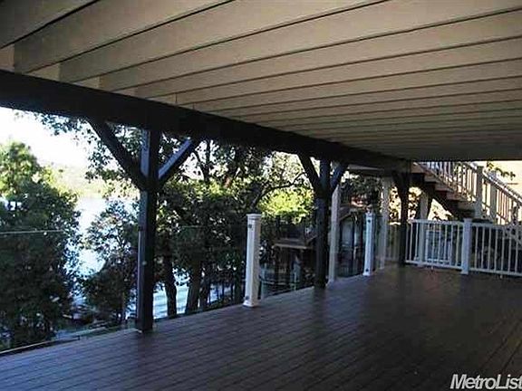 4th image of 23885 Lakeview Ct