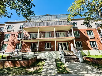 64-34 Grand Cent Parkway, #1E