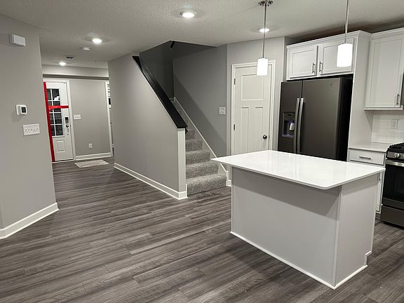 5th image of 10901 Zest St #B