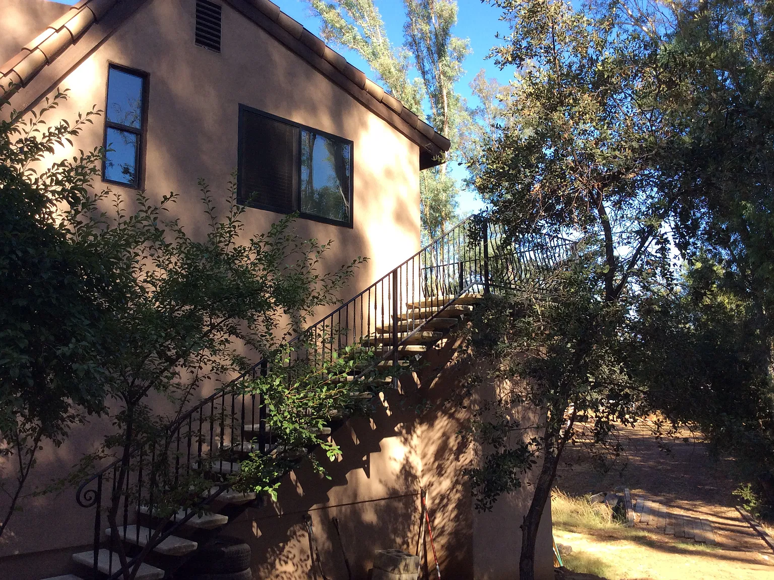 1 bed, 640 sqft, $2,100 — Photo 2