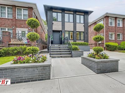 1426 E 28th St, Brooklyn, NY, 11210