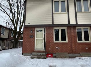 811 Connaught Ave #18, Ottawa, ON K2B8K3