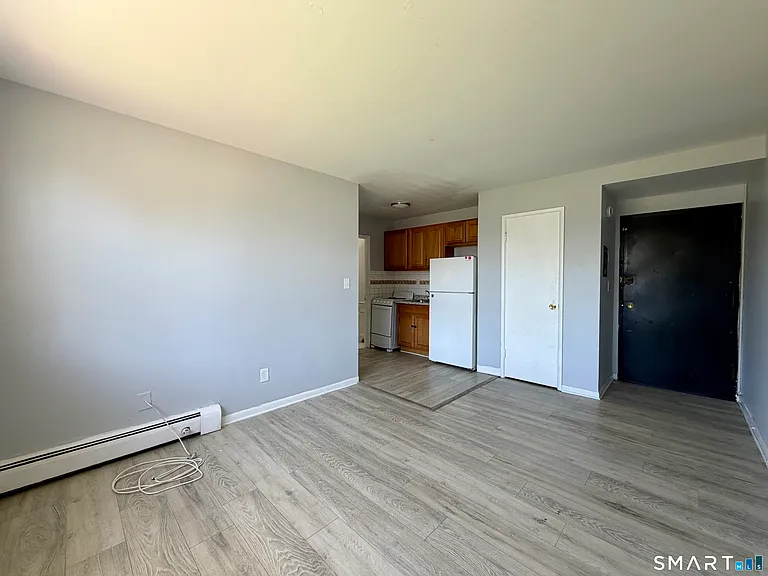 145 Cowles St #B7 — Photo 3