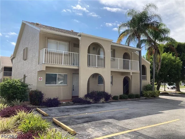 4321 Country Club Blvd APT 101, Cape Coral, FL 33904