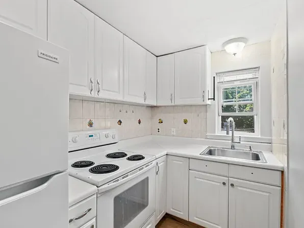 22 Revere St, Canton, MA 02021