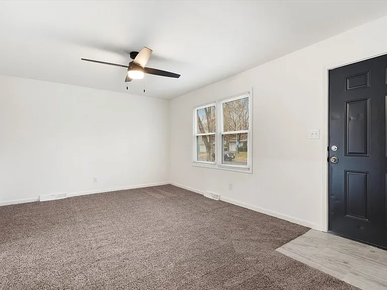 11312 Ditman Ave — Photo 3