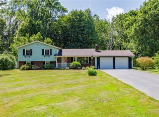 829 Hamlin Center Rd, Hamlin, NY 14464