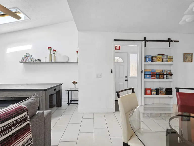 219 Arricola Ave #B — Photo 18