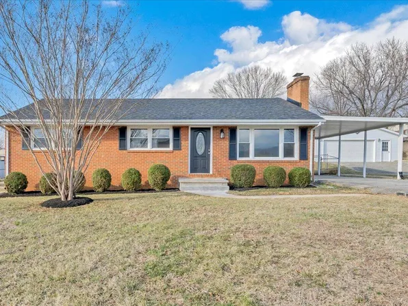 37 Springview Ct, Troutville, VA 24175