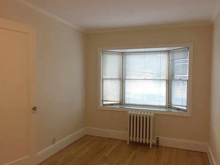 186 Seminary Ave #3 — Photo 7