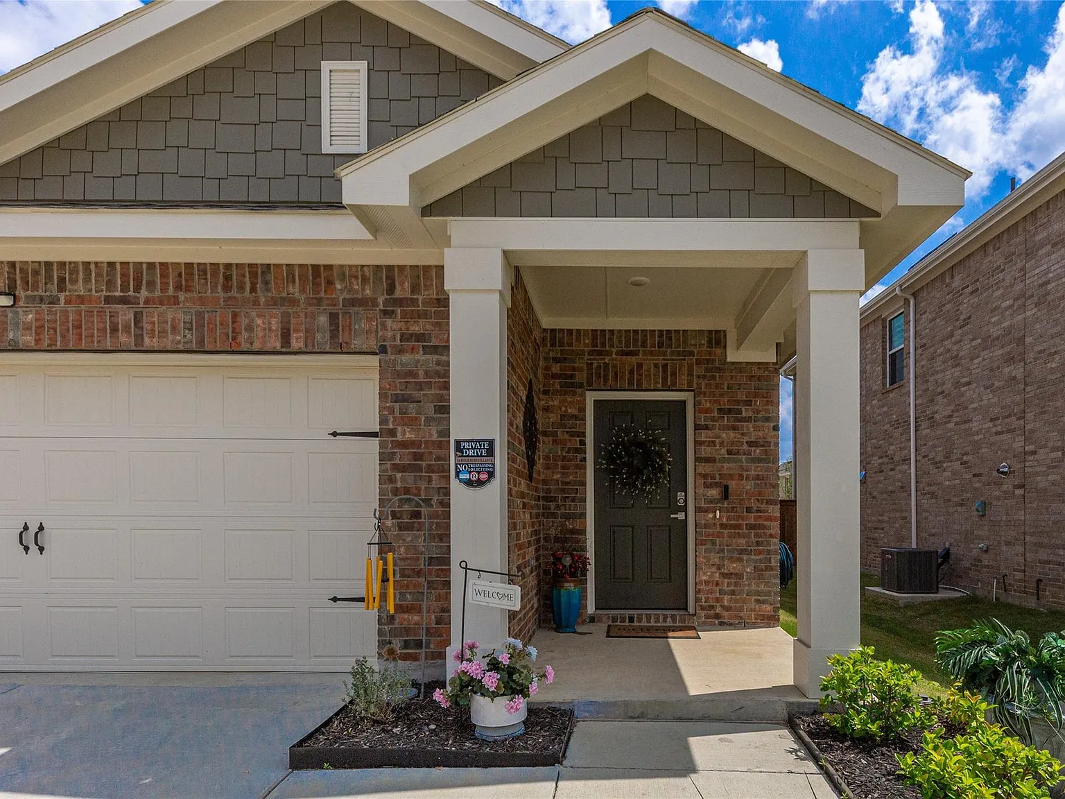 3 bed, 1499 sqft, $2,000 — Photo 3