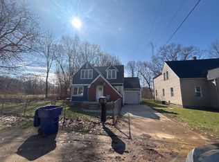 950 Davar St, Benton Harbor, MI 49022