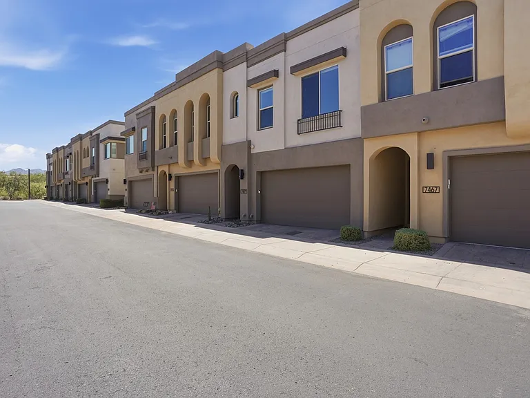 7471 E Paraiso Dr #1 — Photo 3