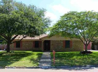 232 Bowie Ln, Hewitt, TX 76643