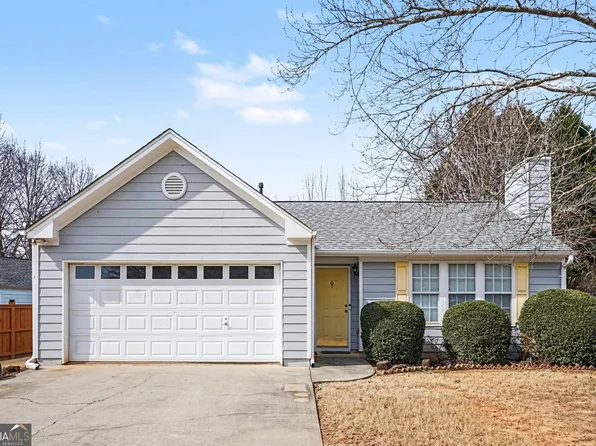 220 Hayward Ln, Lawrenceville, GA 30044