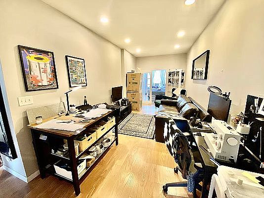 1st image of 691 De Graw St #2