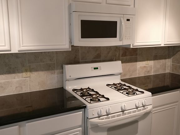 Kitchen new granite 