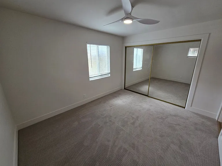San Diego Ave. 2085-89 — Photo 10